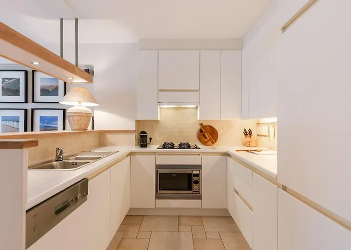 Appartement Casiola - On Location In With Parking