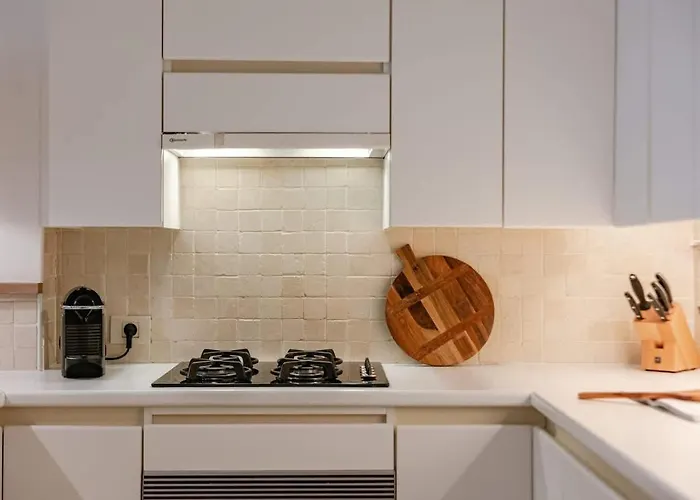 Apartment Casiola - On Location In With Parking