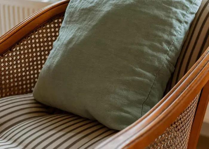 Casiola - On Location In With Parking Apartment *