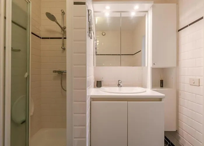 Casiola - On Location In With Parking *